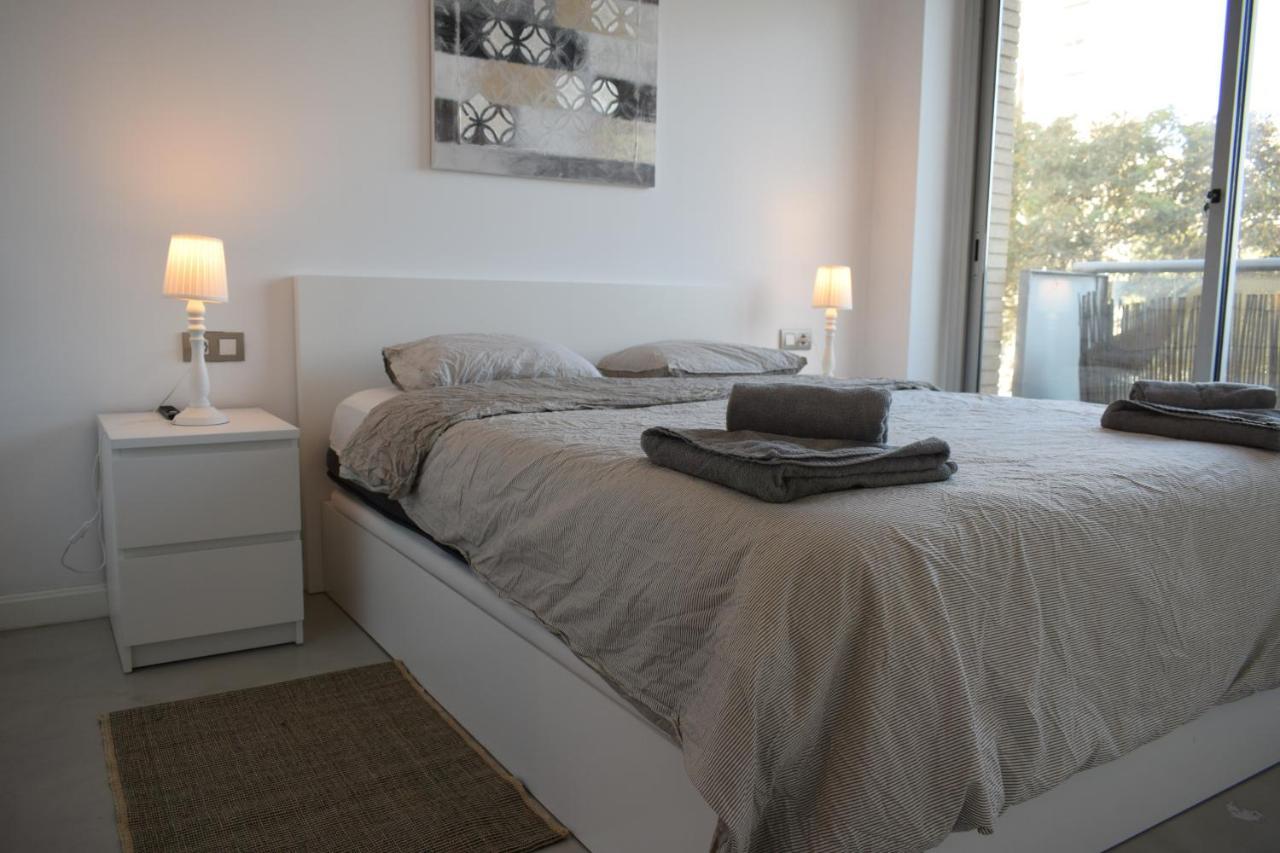 Magnificent Apartment Close To The Beach Sant Adrià de Besòs Kültér fotó