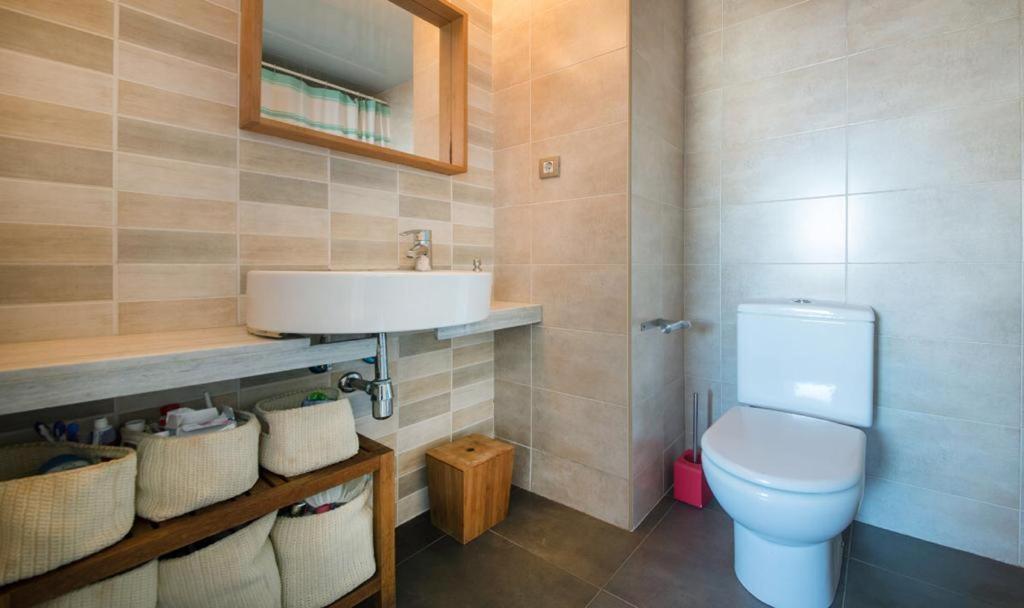 Magnificent Apartment Close To The Beach Sant Adrià de Besòs Kültér fotó