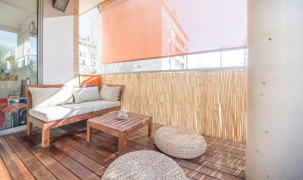 Magnificent Apartment Close To The Beach Sant Adrià de Besòs Kültér fotó