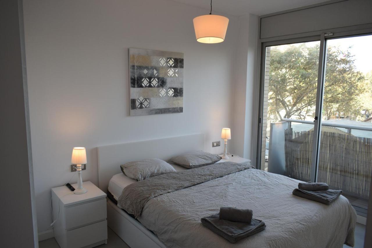 Magnificent Apartment Close To The Beach Sant Adrià de Besòs Kültér fotó